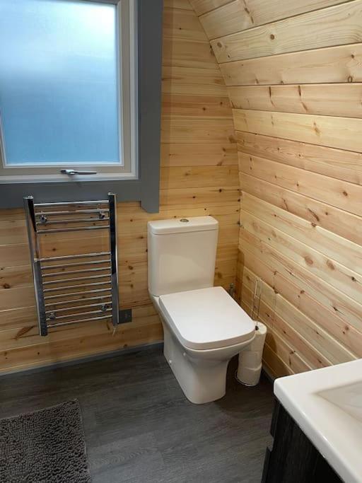 Bonny Wee Snug - Pod In Spean Bridge Apartman Kültér fotó